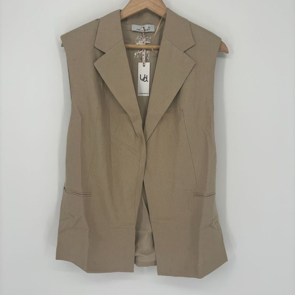 unknown brand Notched Lapel Vest in Tan